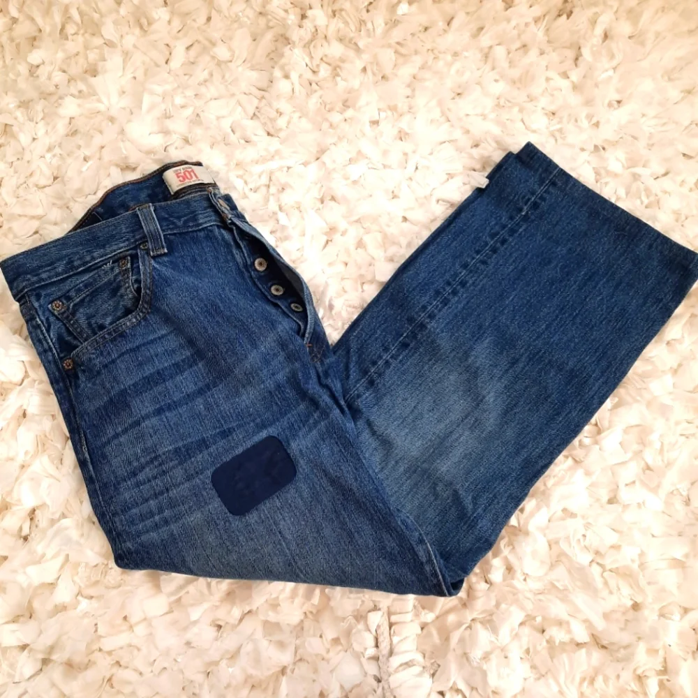 Levi's Original 501 Straight Leg Button Fly W34 x L32 Patch